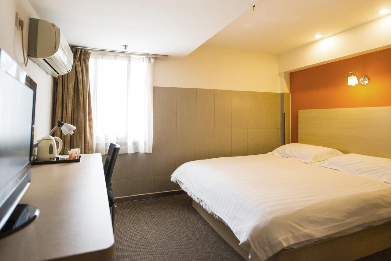 Motel Zhenjiang Jiefang Road Екстериор снимка